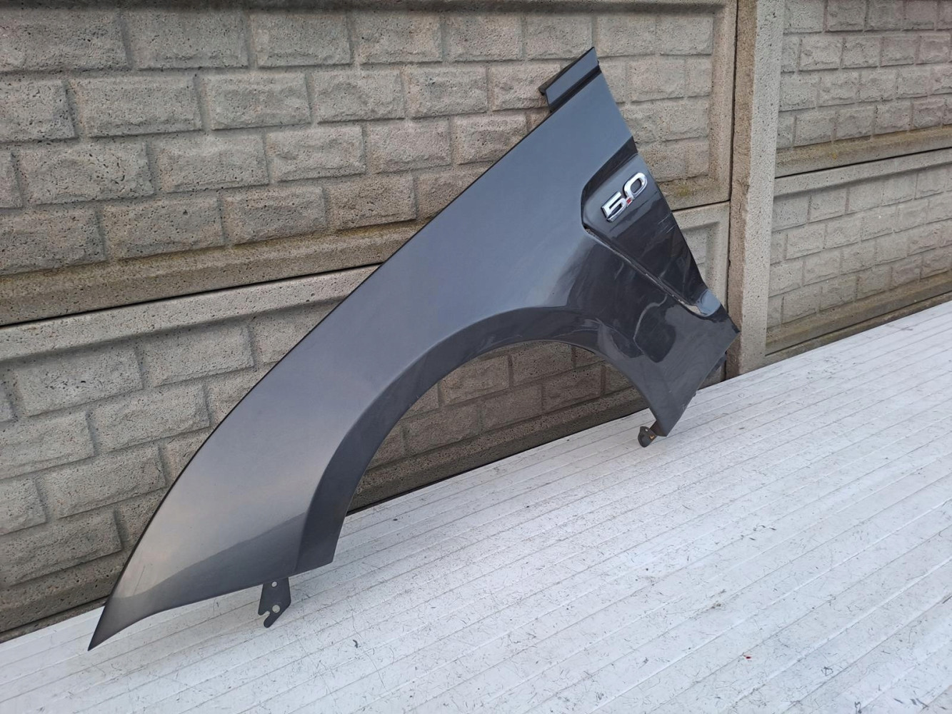 FORD MUSTANG VI LIFT SHELBY GT350 18 - 23 BŁOTNIK PRZEDNI LEWY - (14912858171)