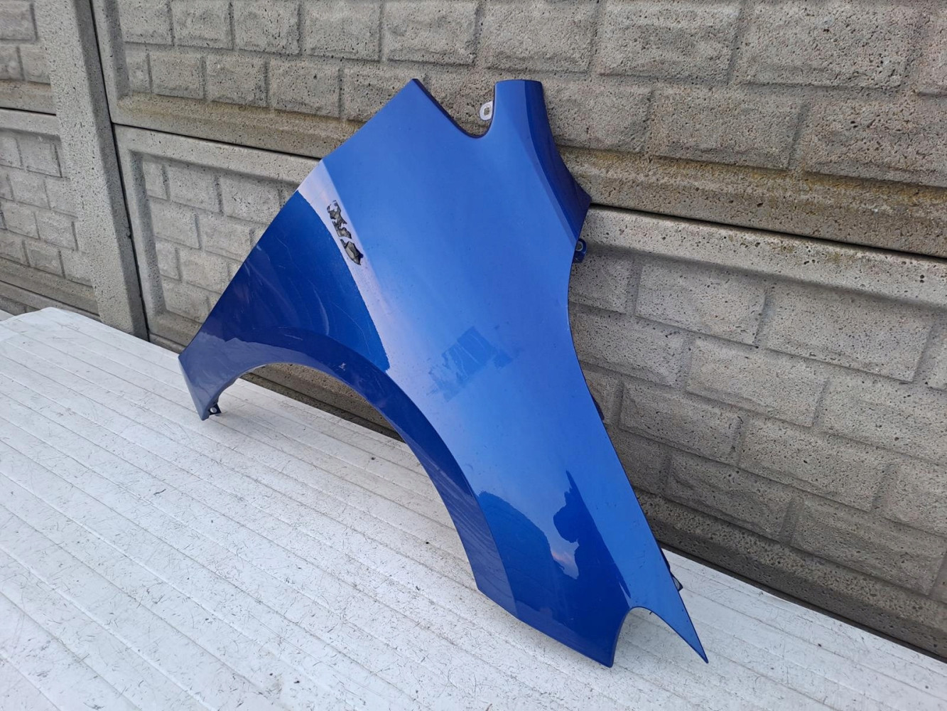 BMW 2 II U06 U-06 BŁOTNIK PRZEDNI PRAWY - (14913124799)