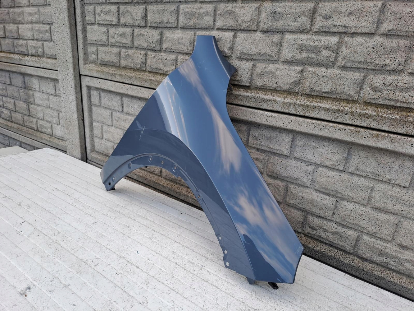BŁOTNIK PRAWY PRZEDNI BMW X1 U11 2022- - (14960458429)