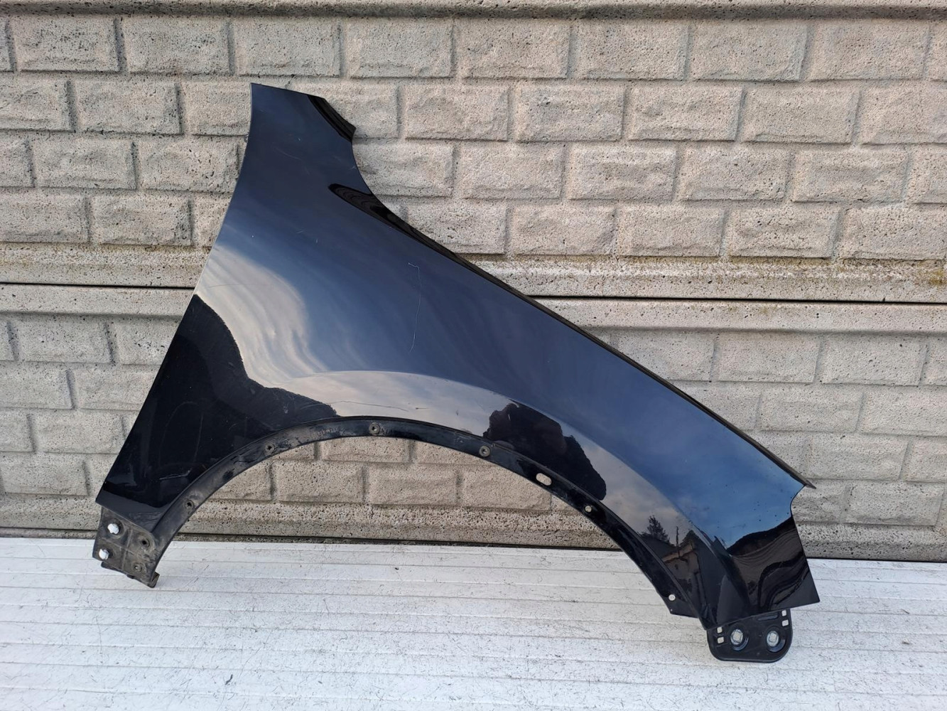 VW TOUAREG 2010-2018 BŁOTNIK PRZEDNI PRAWY - (14965308798)
