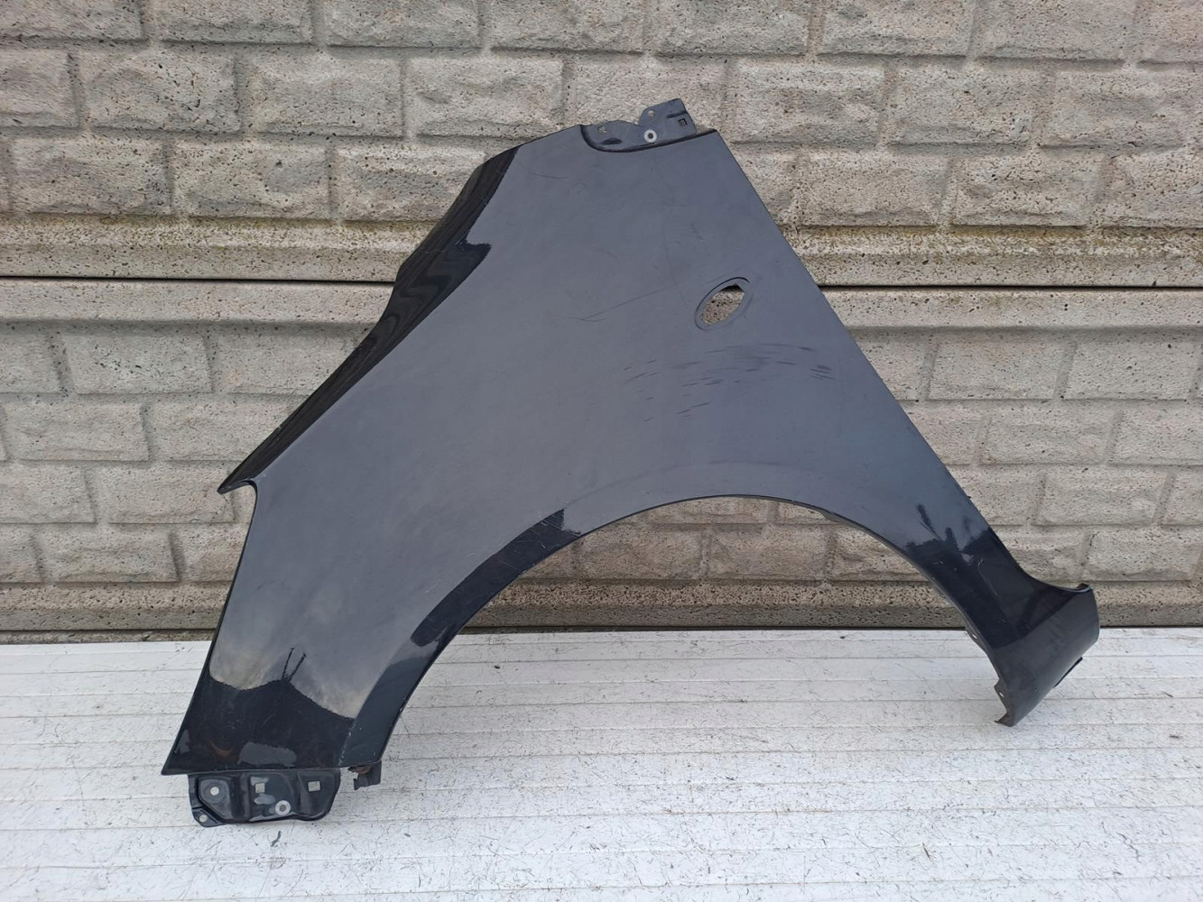 OPEL AGILA B II 2008-2018 BŁOTNIK PRZEDNI LEWY - (15009165382)