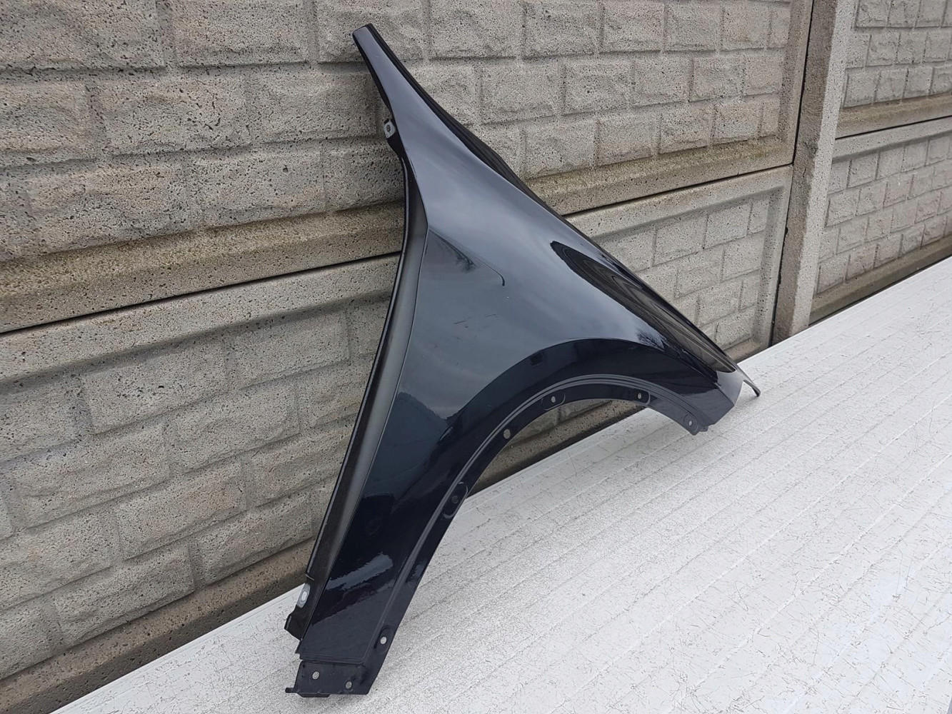 BŁOTNIK PRAWY PRZEDNI BMW X1 F48 2015 - 2021