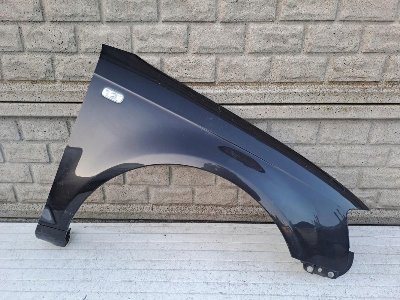 AUDI A3 8P0 03-08 PRZED LIFT BŁOTNIK PRZEDNI PRAWY - (15025198196)