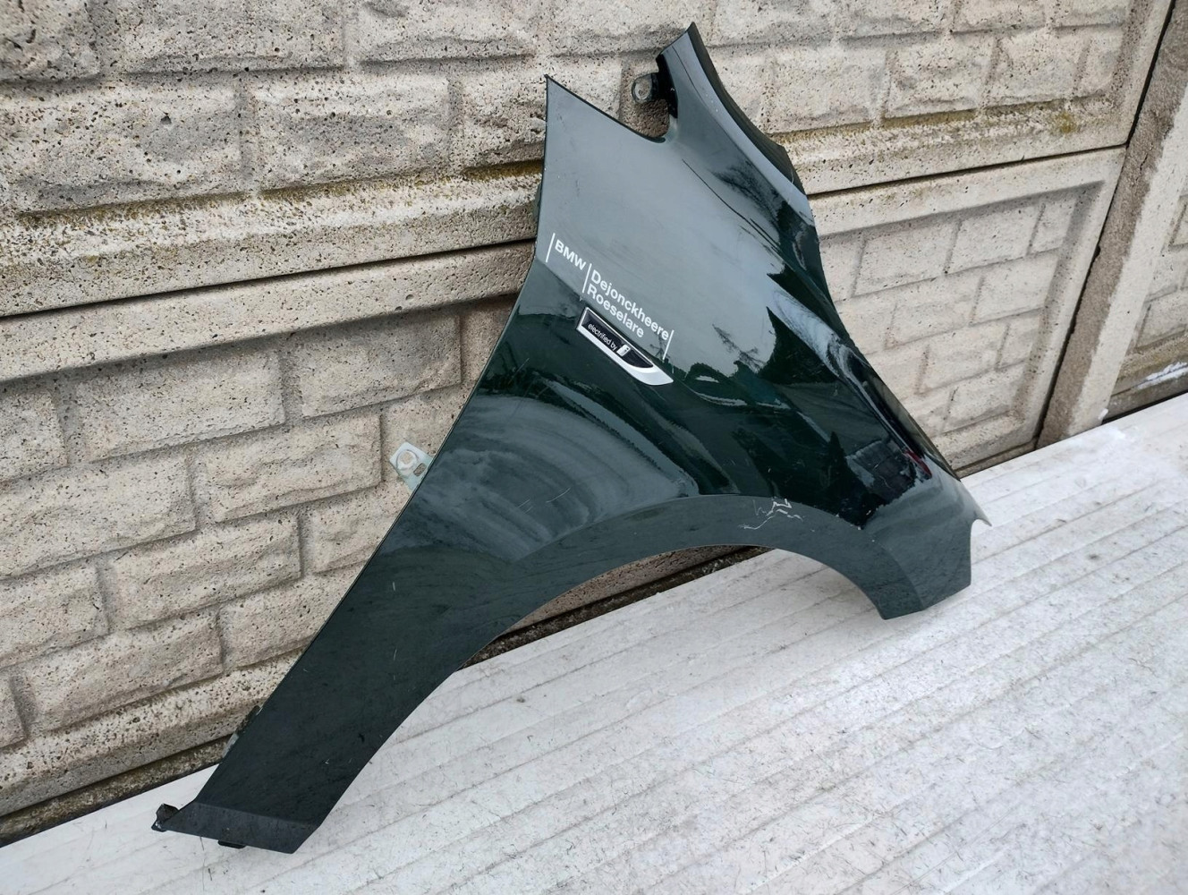 BMW 2 II U06 U-06 BŁOTNIK PRZEDNI PRAWY - (15057025424)