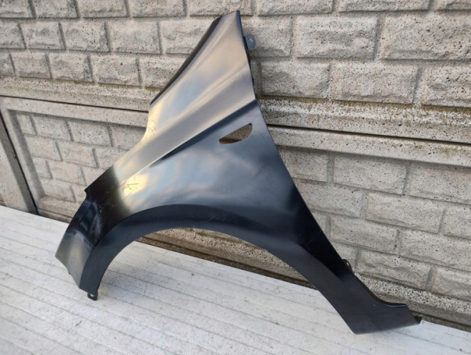 HYUNDAI I20 LIFT KIERUNEK BŁOTNIK PRZEDNI LEWY NOWY - (15074993859)