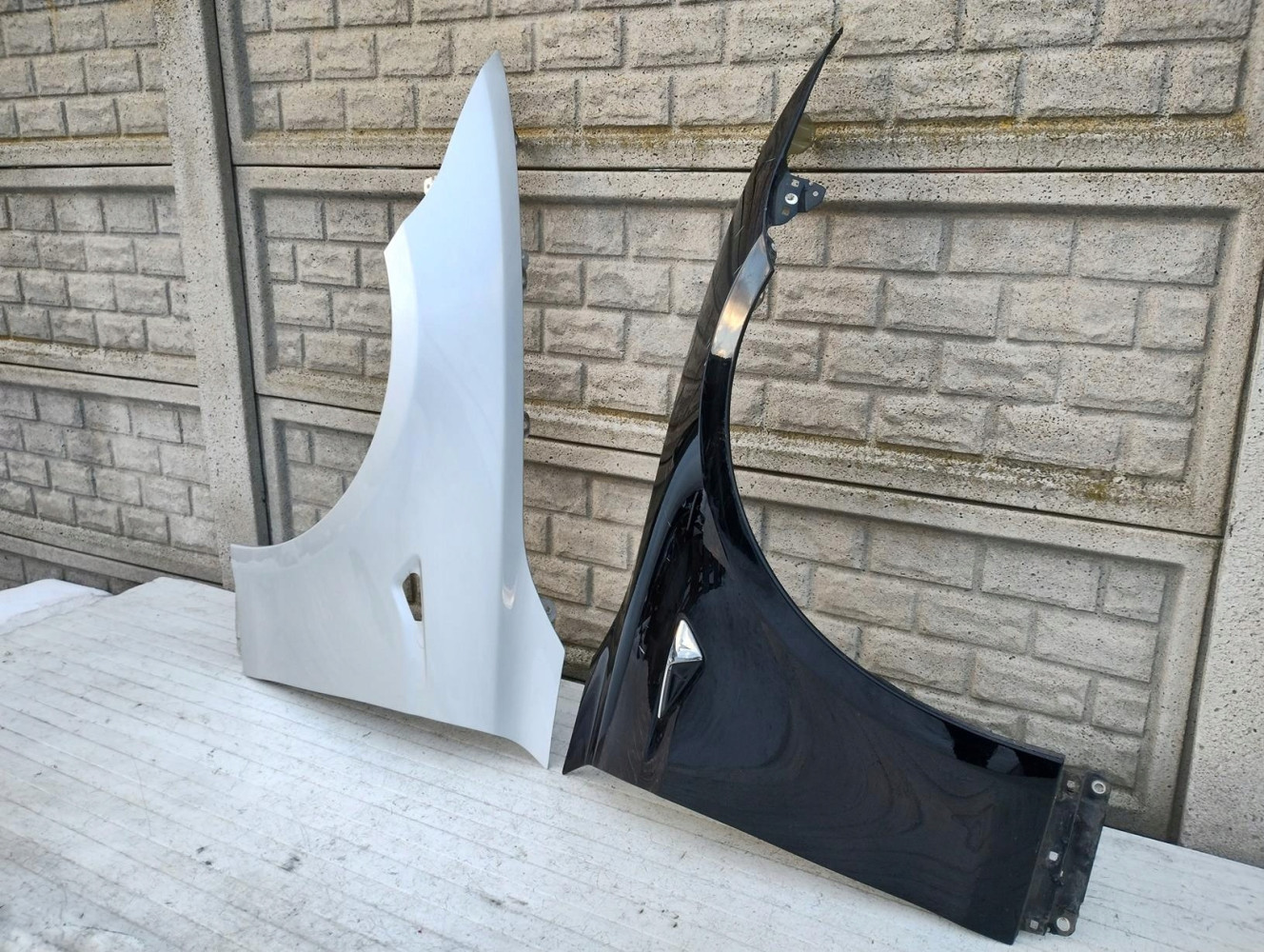 TESLA MODEL S BŁOTNIK PRAWY LEWY PRZEDNI - (15074998622)