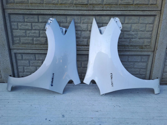 TOYOTA AURIS LIFT 10-13 BŁOTNIK PRZEDNI PRAWY LEWY - (15077637402)