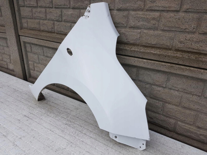 SUZUKI CELERIO 14-20 BŁOTNIK PRZEDNI PRAWY