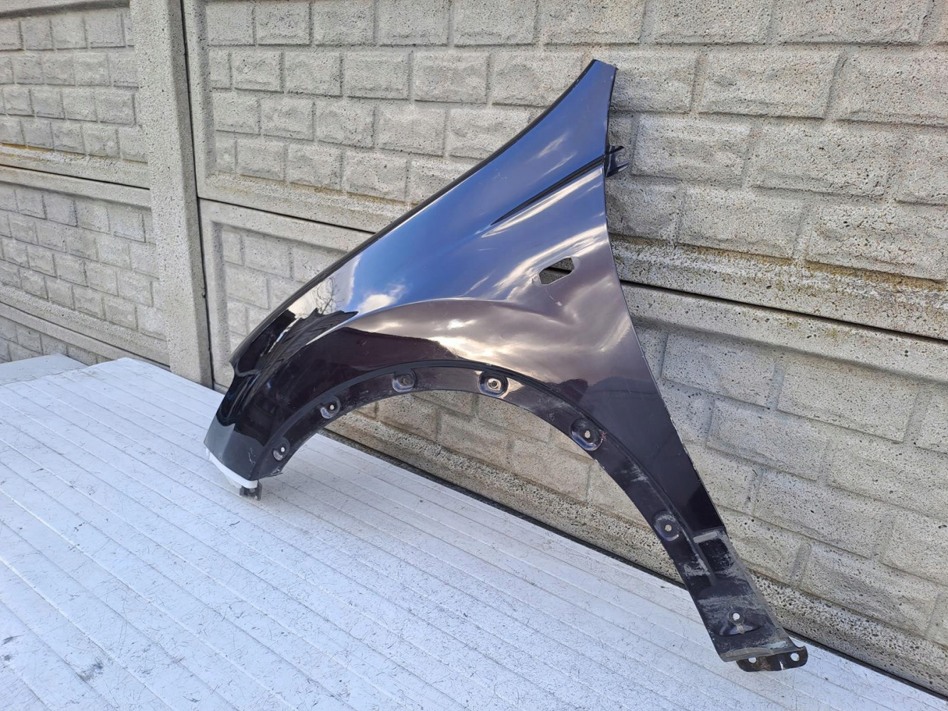 NISSAN QASHQAI 10-13 LIFT BŁOTNIK PRZEDNI LEWY - (15102705553)