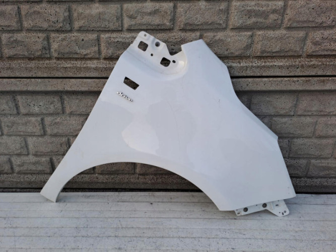 OPEL MERIVA B 2 2011-2019 BŁOTNIK PRZEDNI PRAWY - (15130421575)