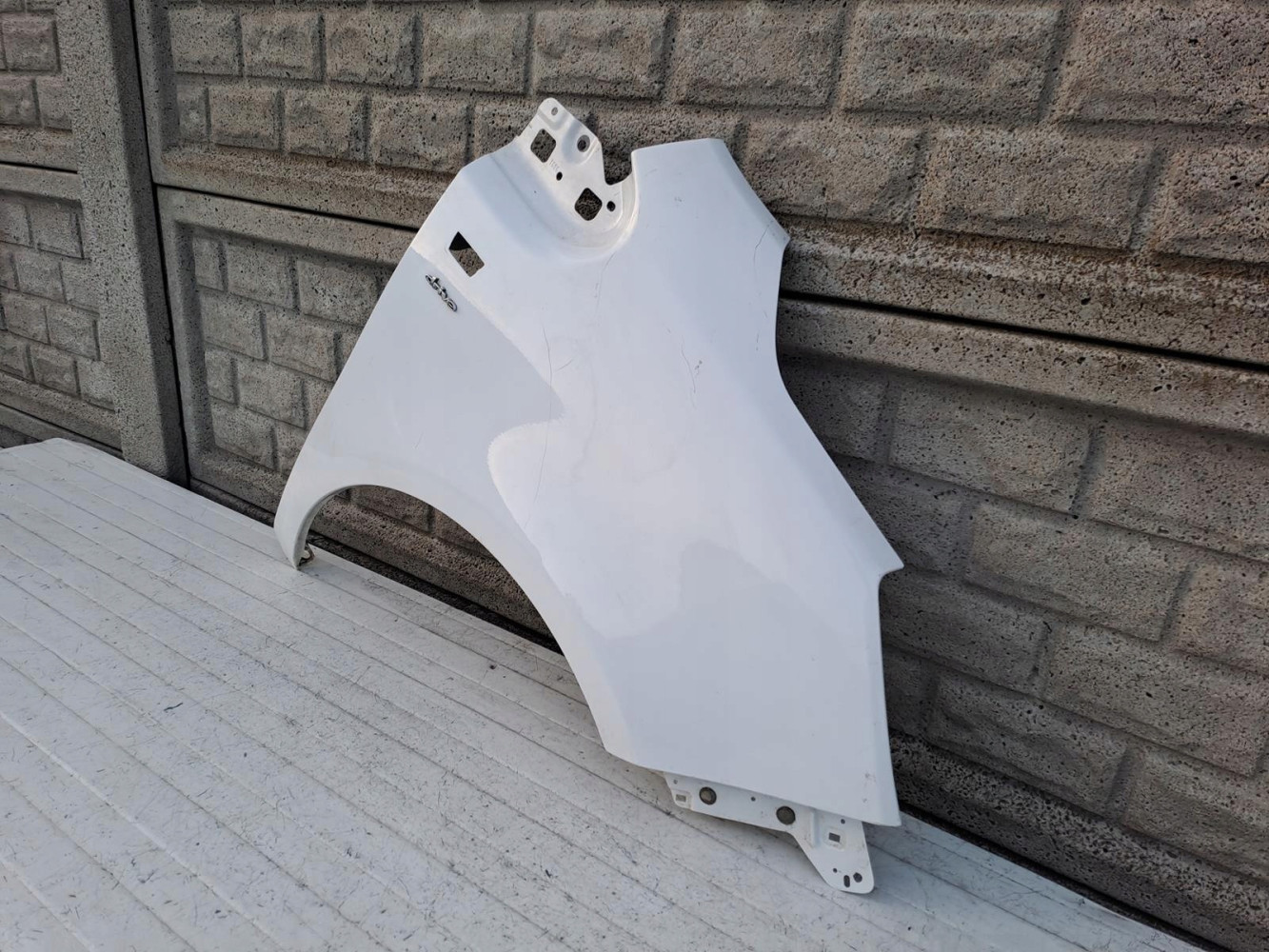 OPEL MERIVA B 2 2011-2019 BŁOTNIK PRZEDNI PRAWY - (15130421575)