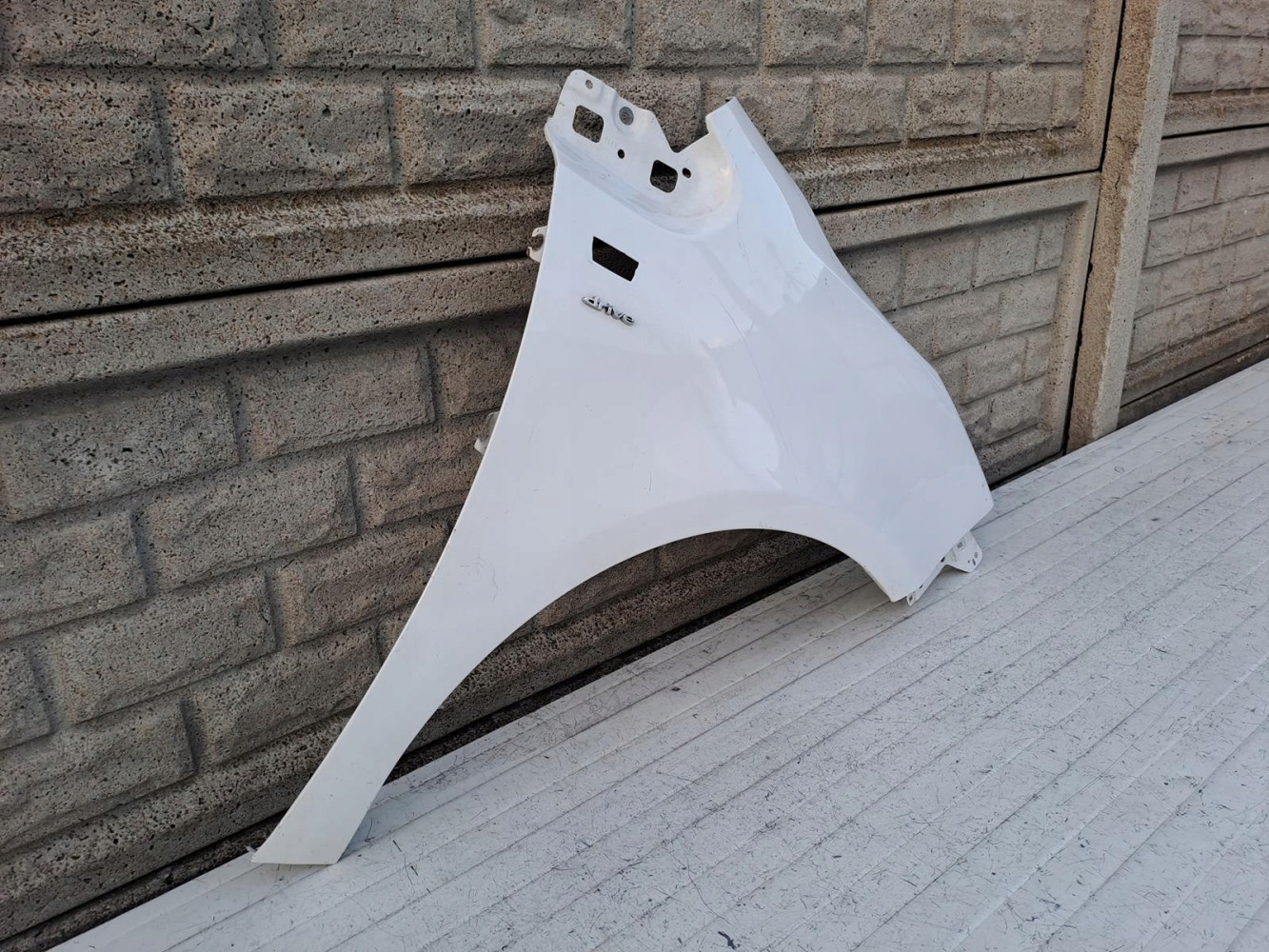 OPEL MERIVA B 2 2011-2019 BŁOTNIK PRZEDNI PRAWY - (15130421575)