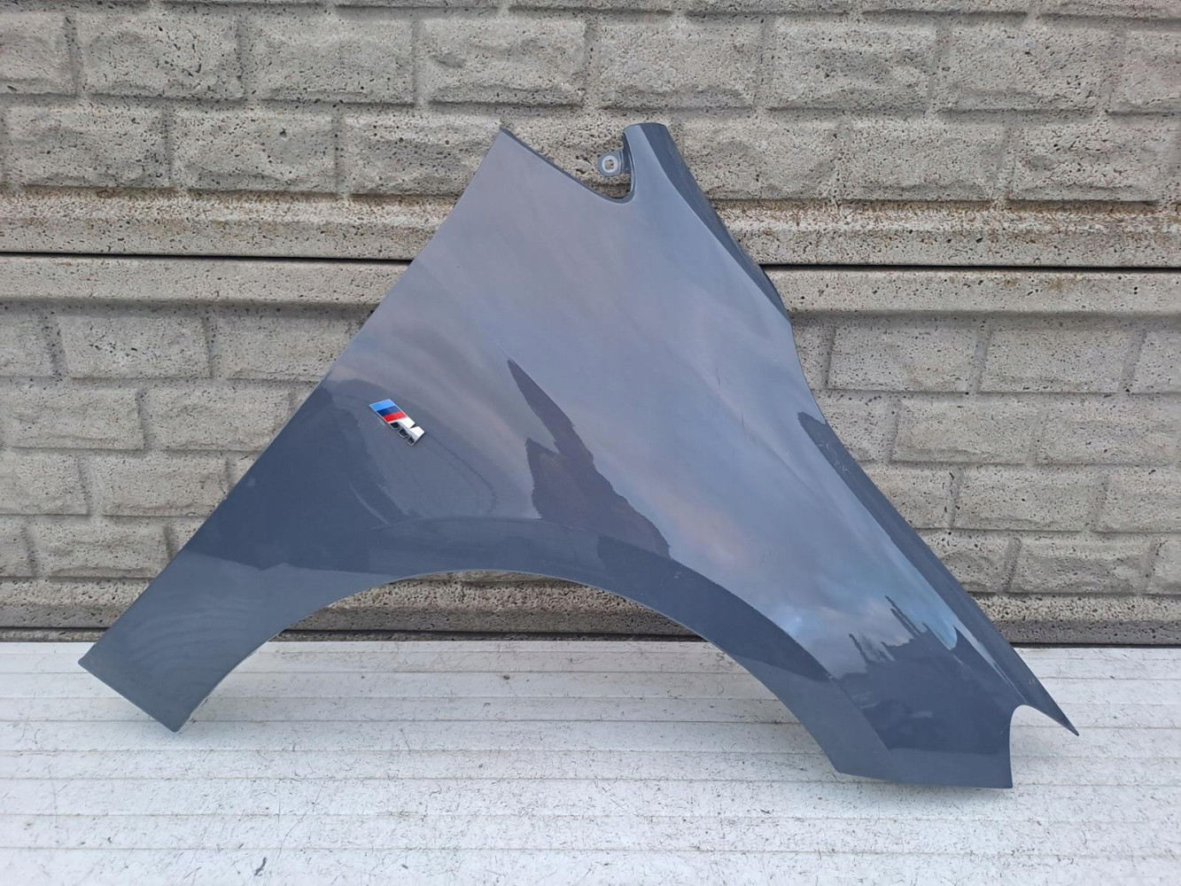 BMW 2 II U06 U-06 BŁOTNIK PRZEDNI PRAWY - (15130565197)
