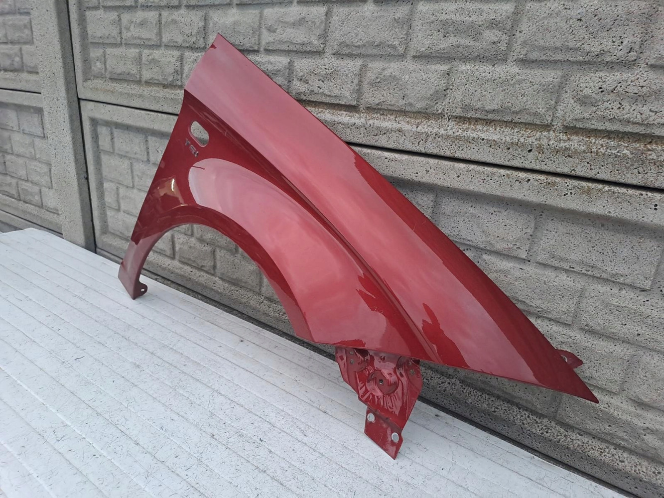 SEAT ALTEA TOLEDO III 04-12 BŁOTNIK PRAWY PRZEDNI - (15134006720)
