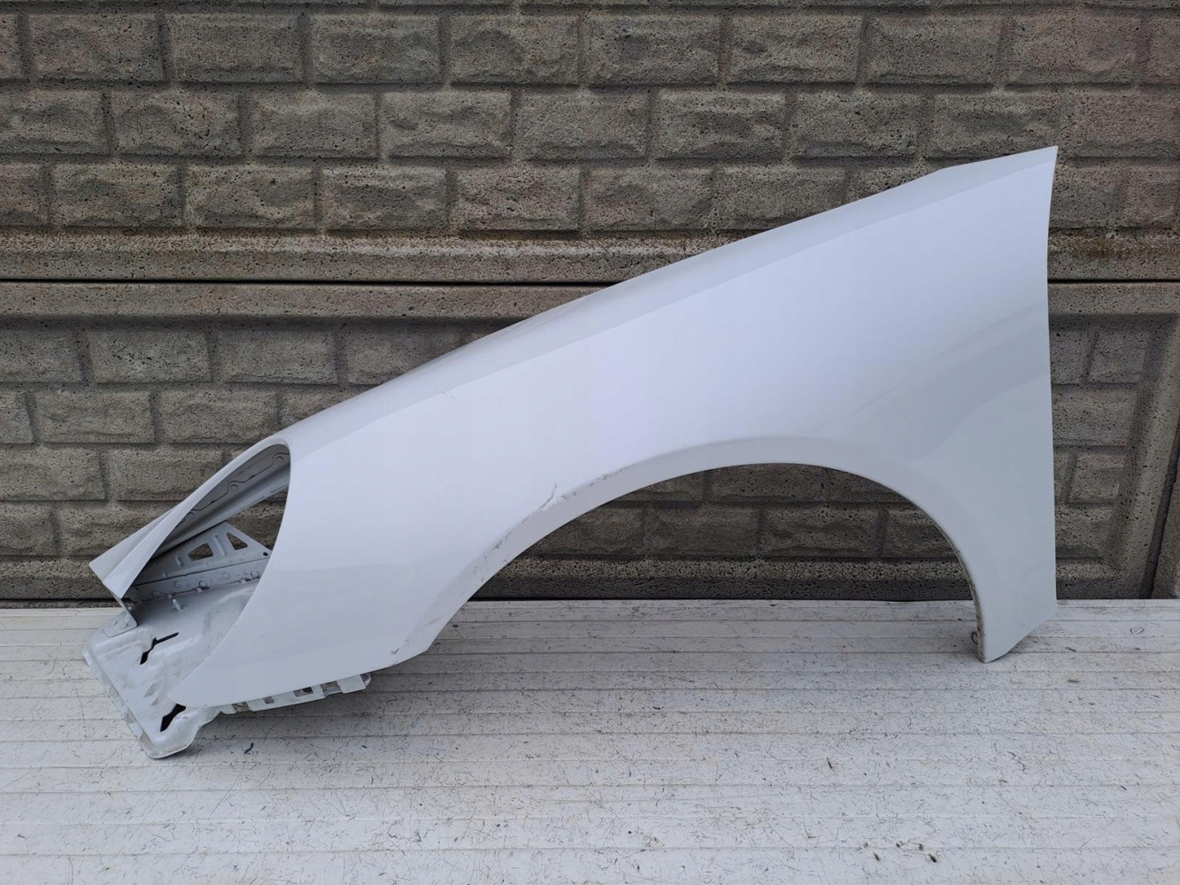 PORSCHE 982 CAYMAN BOXTER BŁOTNIK LEWY PRZÓD - (15154548399)
