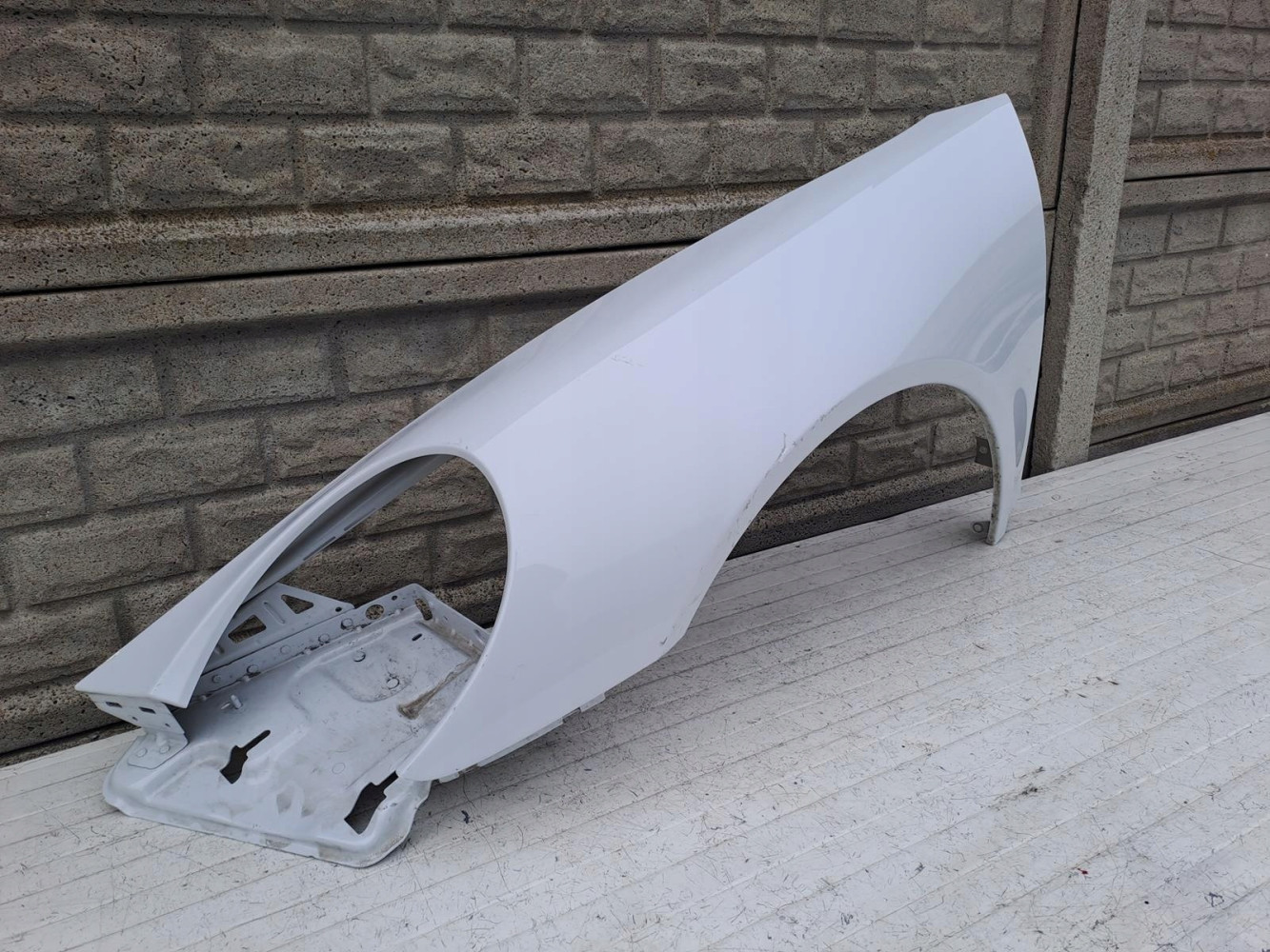 PORSCHE 982 CAYMAN BOXTER BŁOTNIK LEWY PRZÓD - (15154548399)