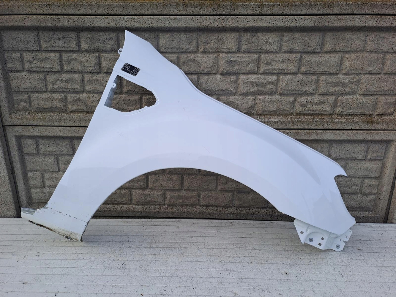 FORD RANGER LIFT 17-22 BŁOTNIK PRAWY PRZEDNI - (15158431295)