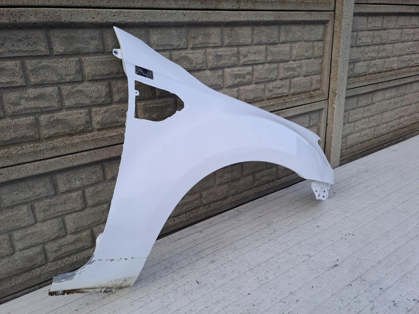FORD RANGER LIFT 17-22 BŁOTNIK PRAWY PRZEDNI - (15158431295)