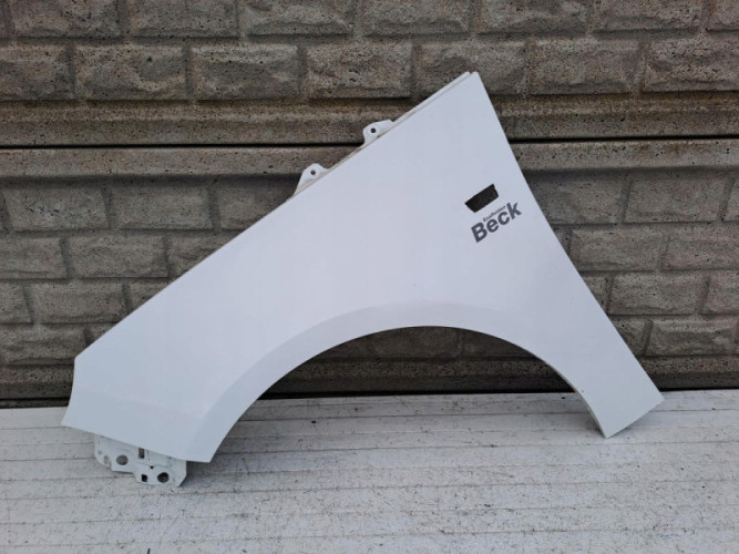 OPEL ADAM BŁOTNIK PRZEDNI LEWY - (15161871626)