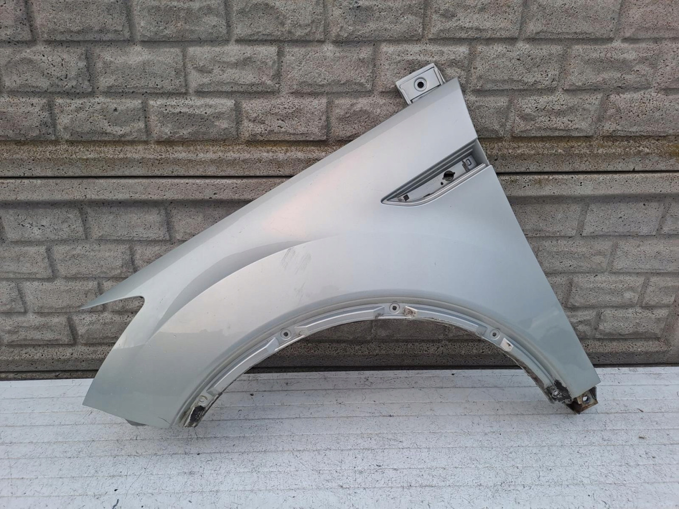 FORD KUGA MK1 1 I 08-13 BŁOTNIK PRZEDNI LEWY - (15162044882)