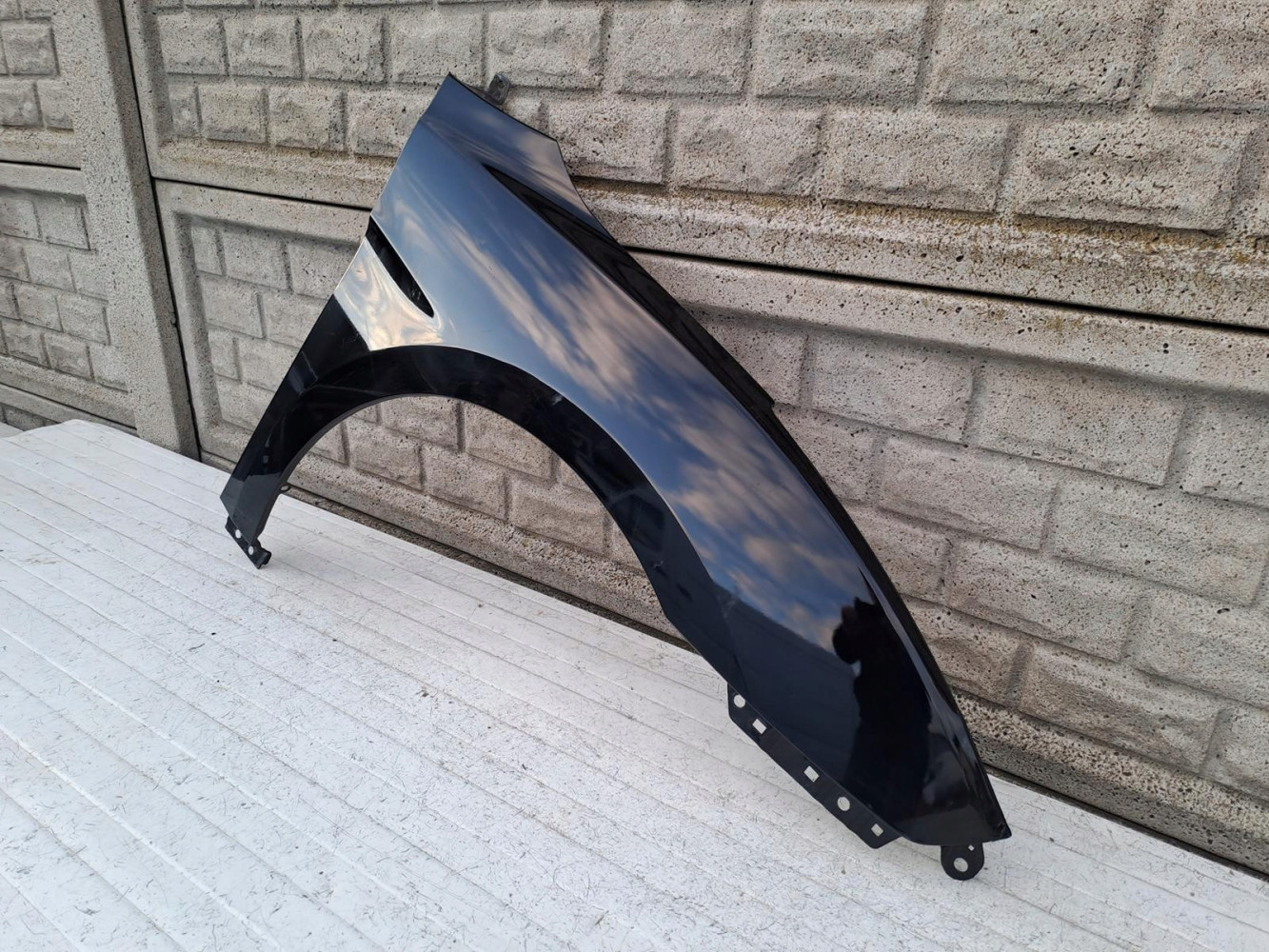 HYUNDAI I40 I 40 BŁOTNIK PRAWY PRZEDNI - (15191174105)