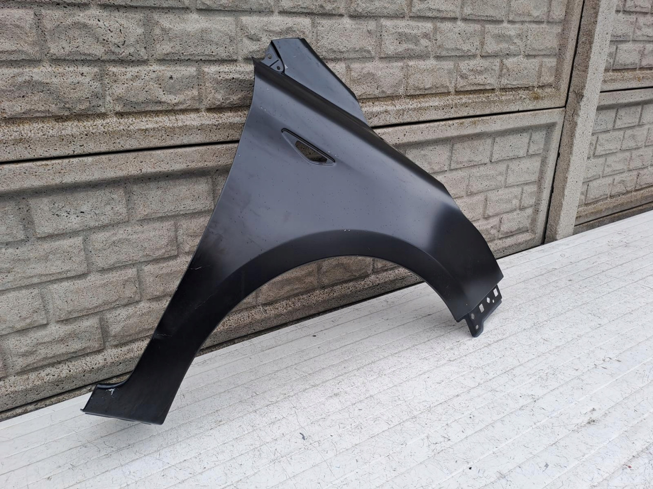 FORD KA+ PLUS MK3 III 2016-2024 BŁOTNIK PRAWY - (15191228128)
