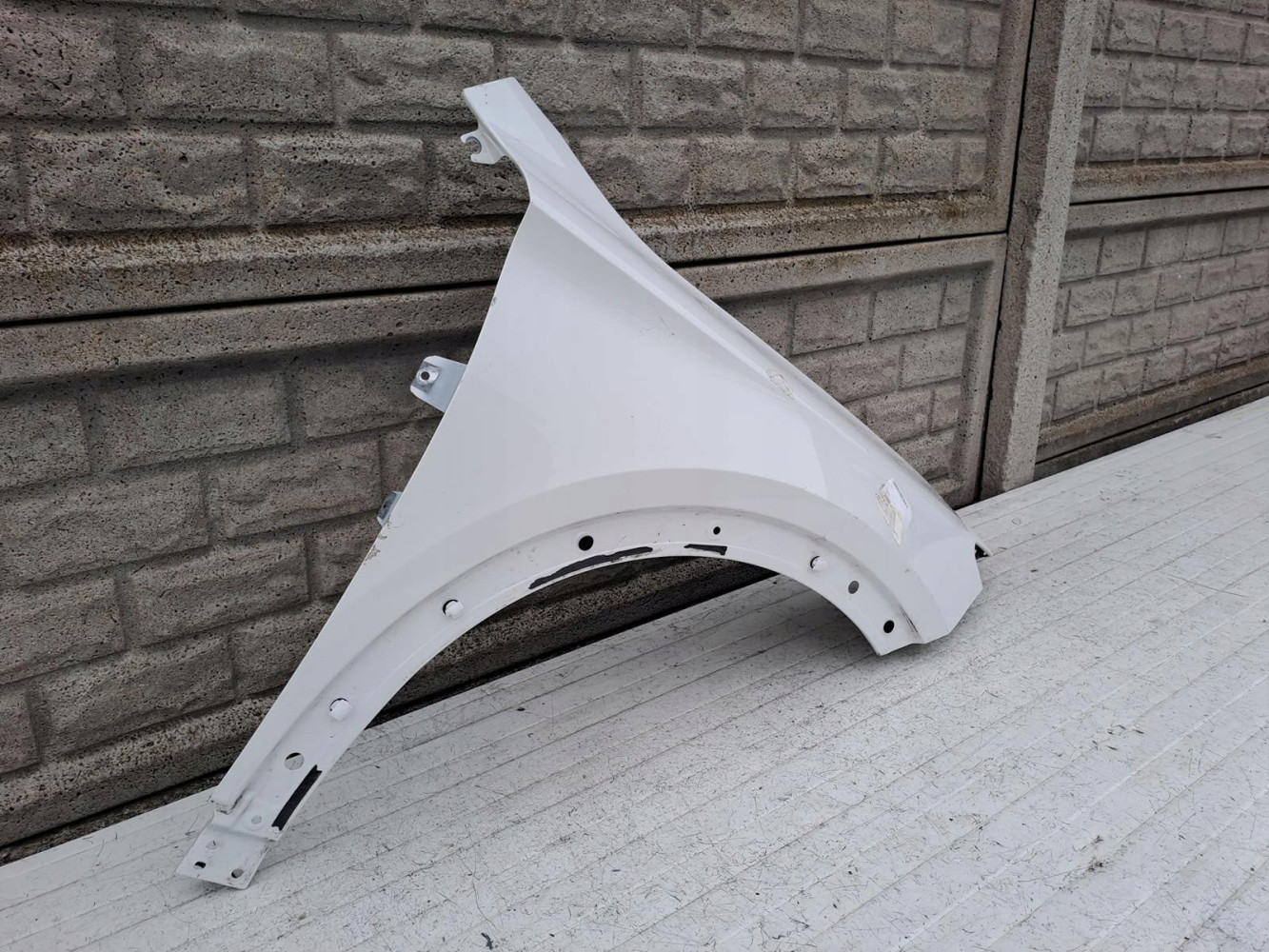 SEAT CUPRA FORMENTOR 5FF 20- BŁOTNIK PRZEDNI PRAWY - (15191541404)