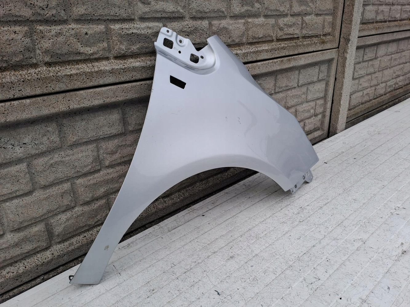 OPEL MERIVA B 2 2011-2019 BŁOTNIK PRZEDNI PRAWY - (15191675409)
