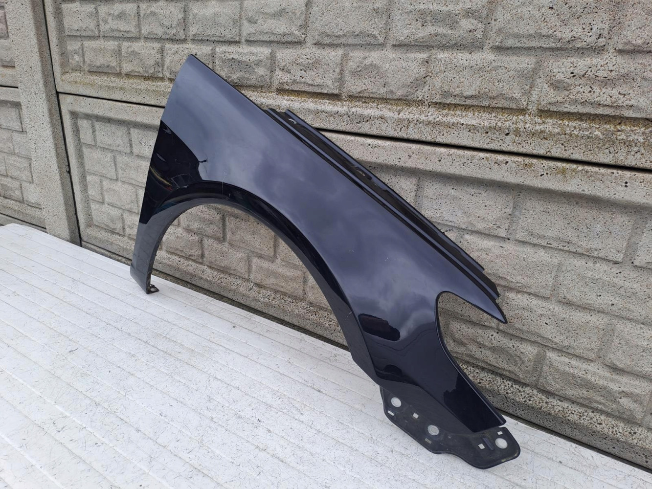 VW PASSAT CC BŁOTNIK PRZEDNI PRAWY - (15196568966)