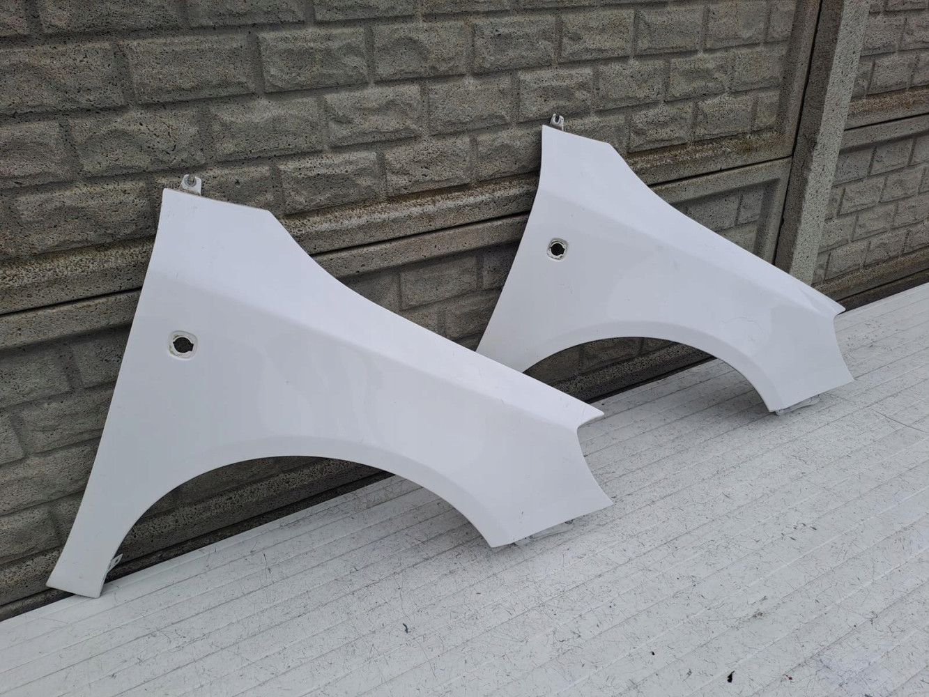 SKODA FABIA 2 II ROOMSTER 07-17 BŁOTNIK PRAWY - (15196625072)
