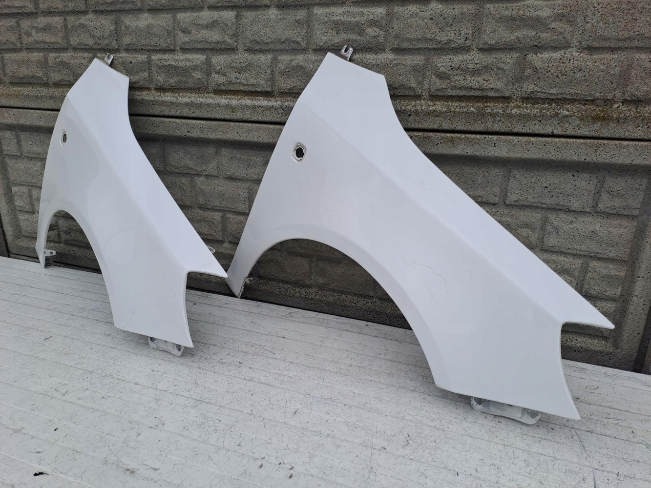 SKODA FABIA 2 II ROOMSTER 07-17 BŁOTNIK PRAWY - (15196625072)