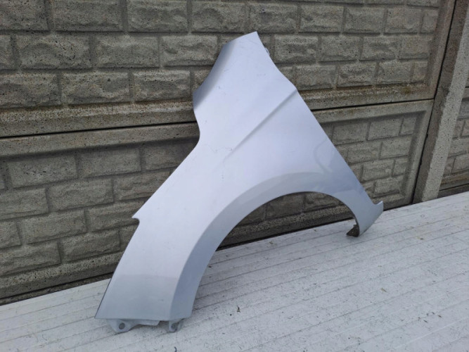 HYUNDAI I20 LIFT BŁOTNIK PRZEDNI LEWY - (15201361362)