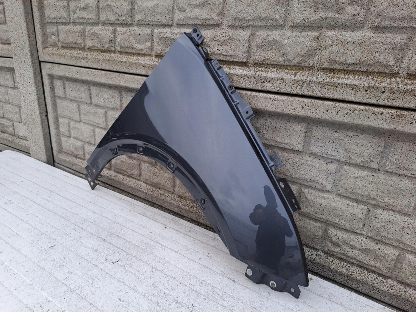 OPEL AMPERA-E BŁOTNIK PRZEDNI PRAWY - (15201381706)