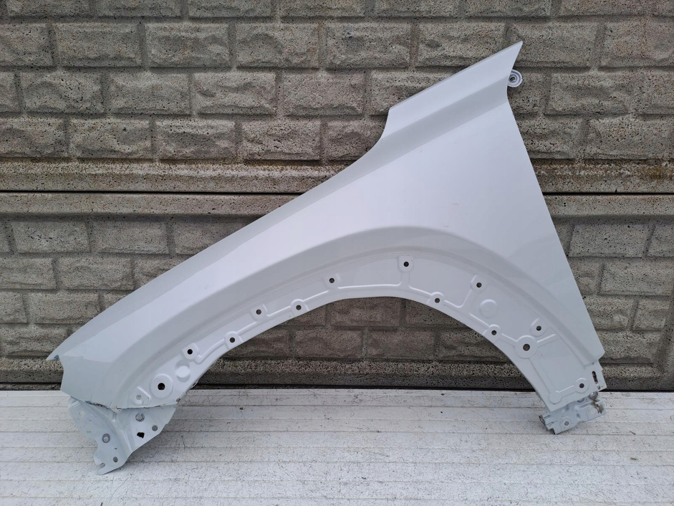MAZDA MX30 MX-30 BŁOTNIK PRZEDNI LEWY - (15206641634)