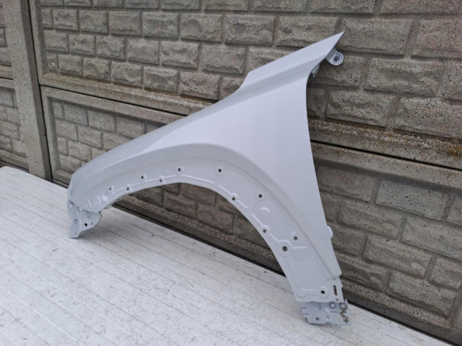 MAZDA MX30 MX-30 BŁOTNIK PRZEDNI LEWY - (15206641634)