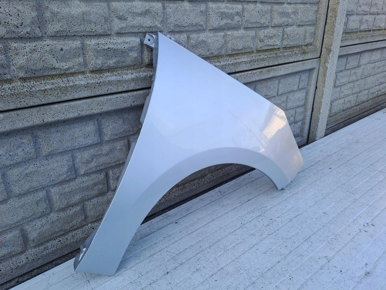 RENAULT SCENIC 3 III LIFT BŁOTNIK PRZEDNI PRAWY - (15218444459)