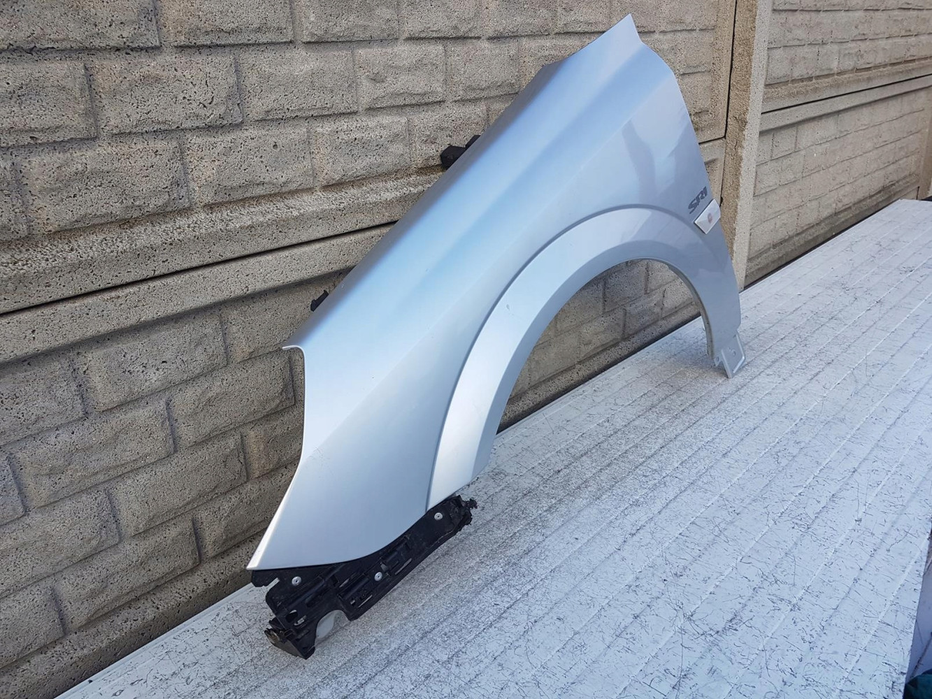 OPEL VECTRA C LIFT 06-09 BŁOTNIK PRZEDNI LEWY
