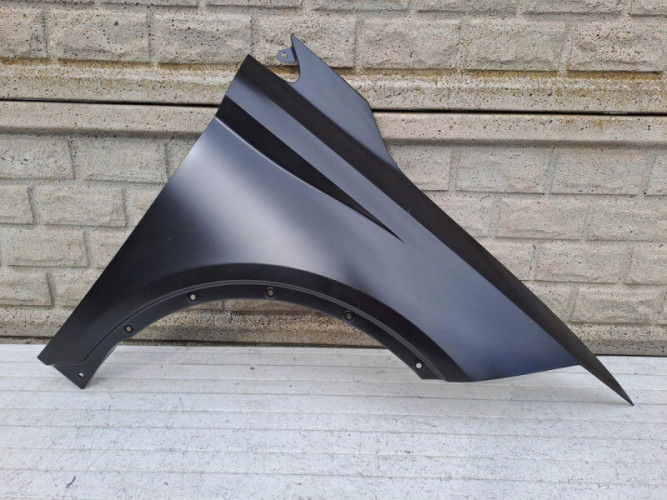 SEAT ARONA BŁOTNIK PRZEDNI PRAWY NOWY - (15292952188)