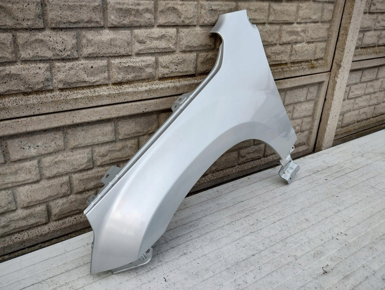 SUZUKI GRAND VITARA LIFT 05-14 BŁOTNIK LEWY PRZÓD - (15293217586)
