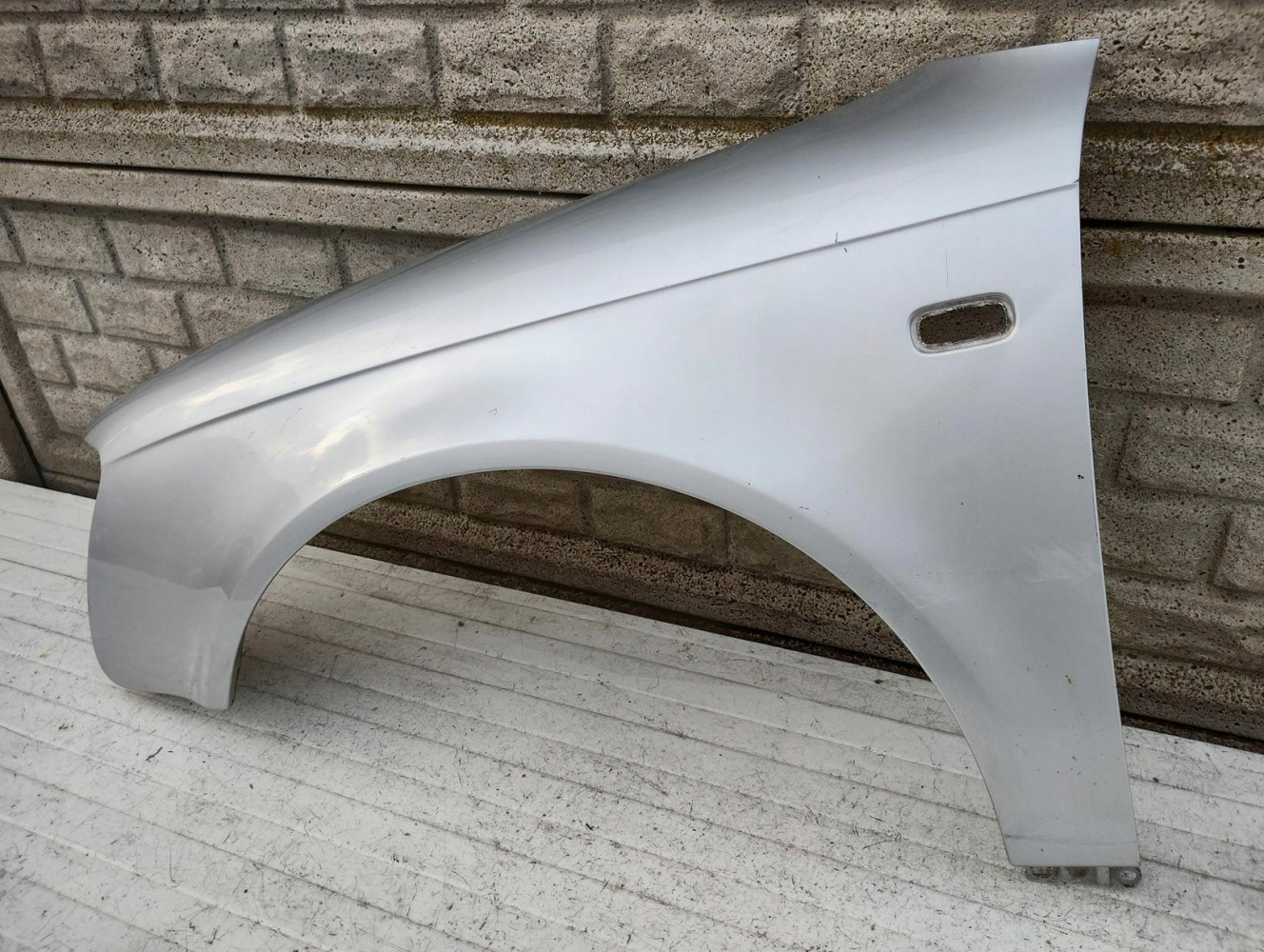 BŁOTNIK PRZEDNI LEWY AUDI A4 B7 8E0 2005-2009 - (15293227651)