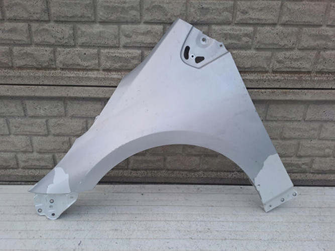 TOYOTA PRIUS 4 IV PLUG-IN 16- BŁOTNIK PRZEDNI LEWY - (15293267385)