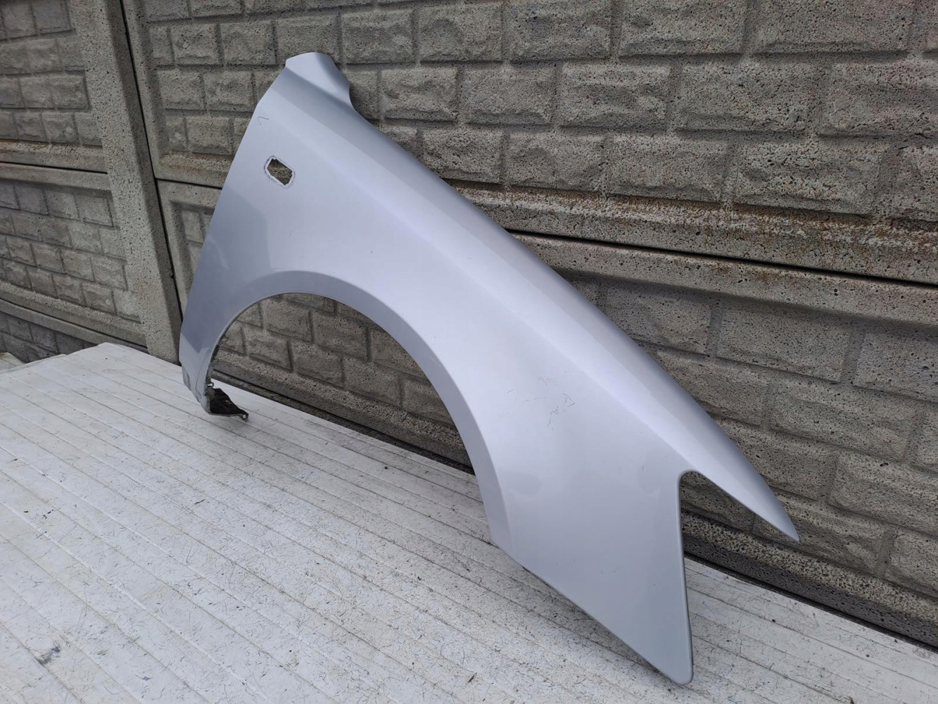 HYUNDAI SONATA V NF 2004-2009 BŁOTNIK PRAWY PRZEDNI - (15326910798)
