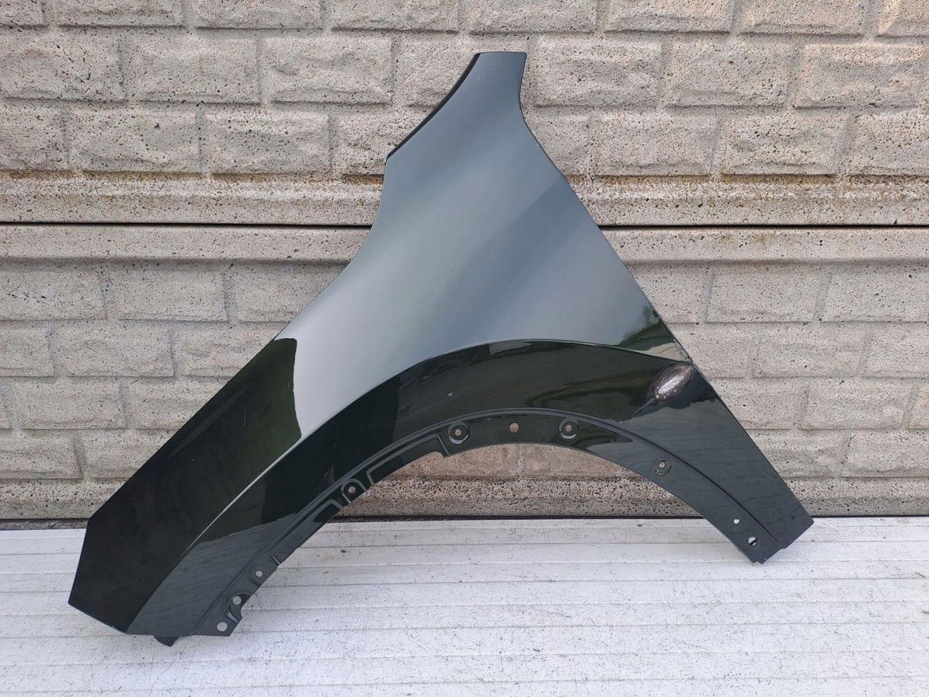 BŁOTNIK LEWY PRZEDNI BMW X1 U11 2022- - (15338390369)