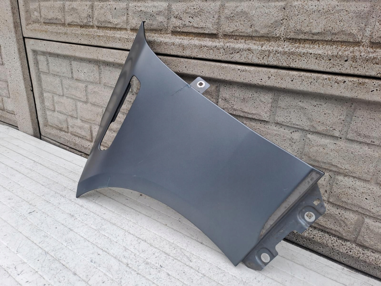 BŁOTNIK MERCEDES EQS W297 21-24 LEWY PRZEDNI - (15381838204)