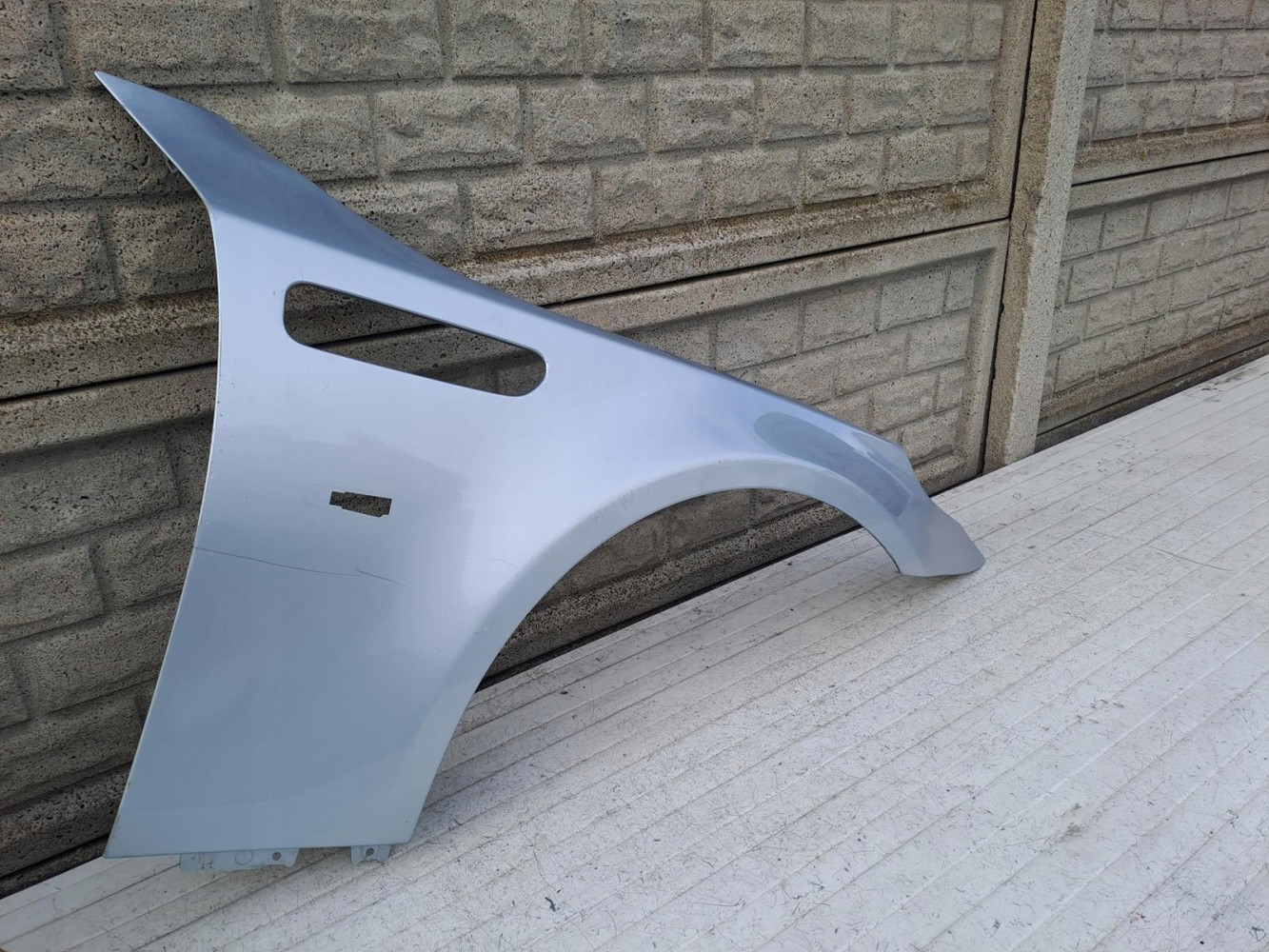 BMW M5 5 V E60 E61 2003-2010 BŁOTNIK PRZEDNI PRAWY - (15381892803)