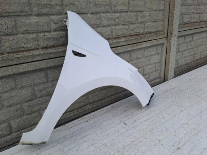 HYUNDAI I20 LIFT KIERUNEK BŁOTNIK PRZEDNI PRAWY - (15437555067)