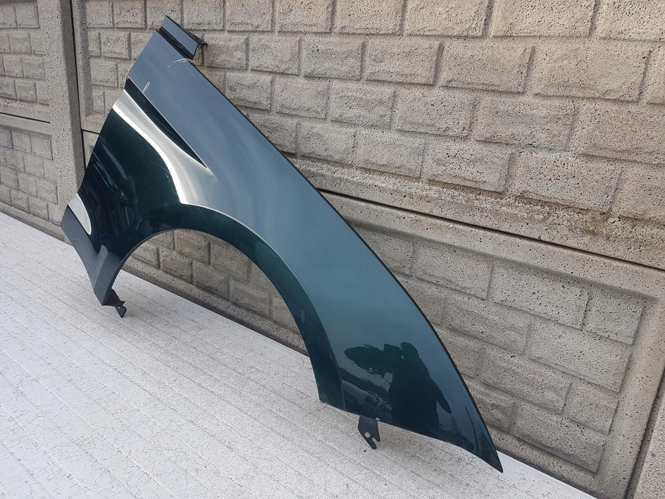 FORD MUSTANG VI LIFT 18 - 22 BŁOTNIK PRZEDNI PRAWY