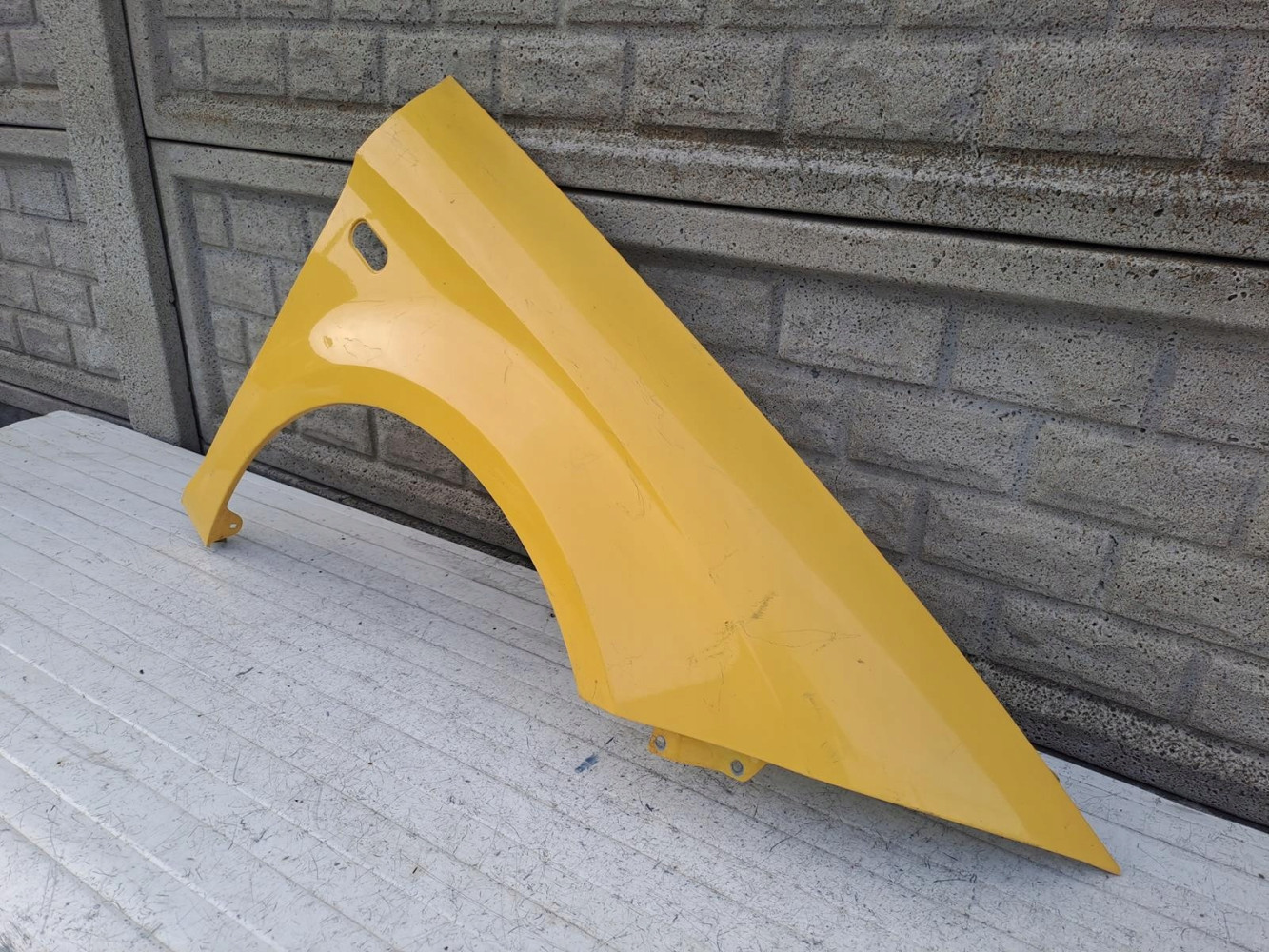 SEAT LEON 2 II 2005-2013 BŁOTNIK PRZEDNI PRAWY - (15443161110)