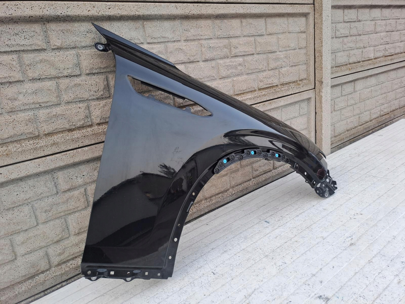 MAZDA CX60 CX-60 BŁOTNIK PRAWY PRZEDNI - (15443371335)