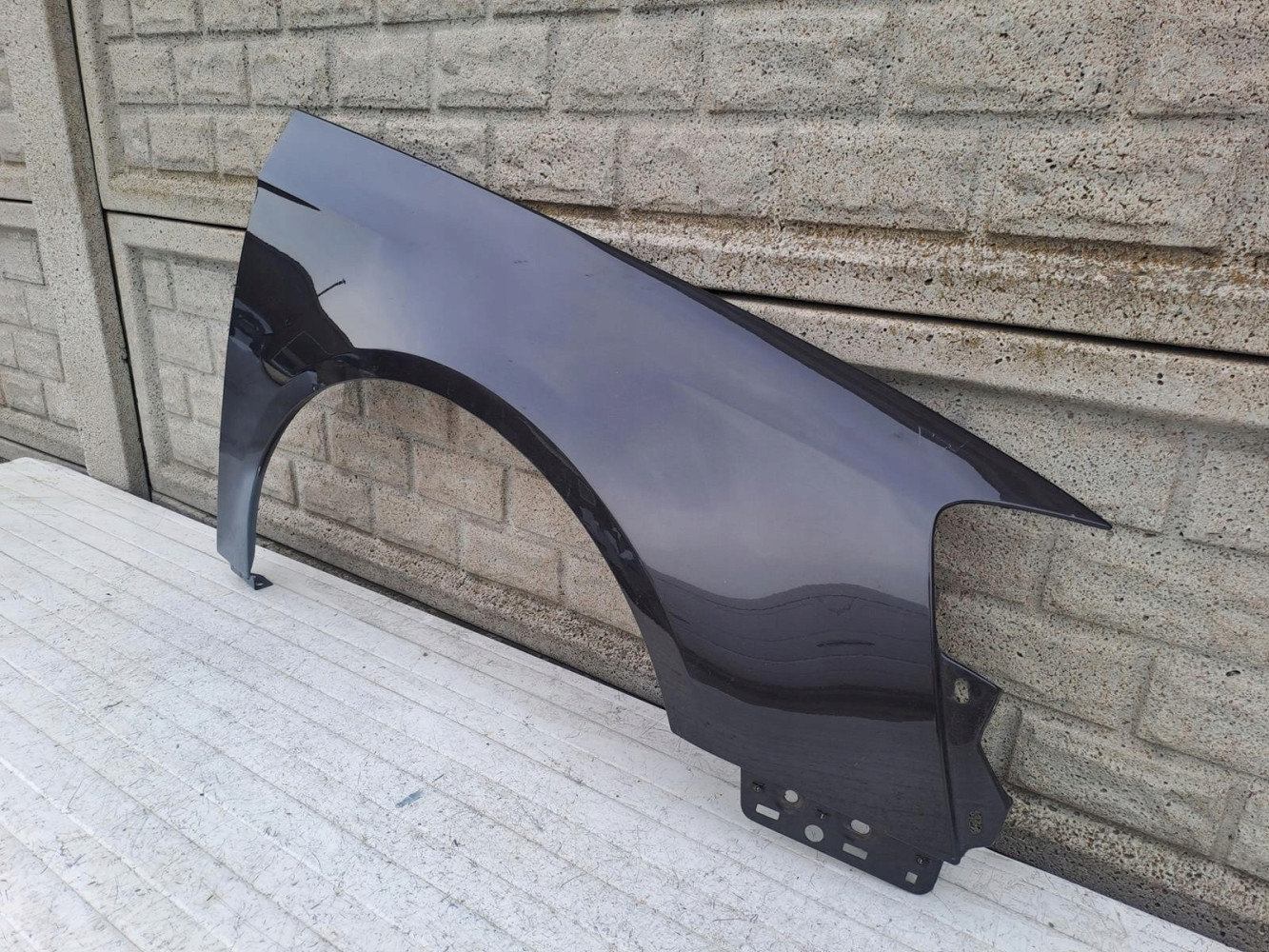 VW PASSAT B6 2005-2010 BŁOTNIK PRAWY PRZEDNI - (15450147916)